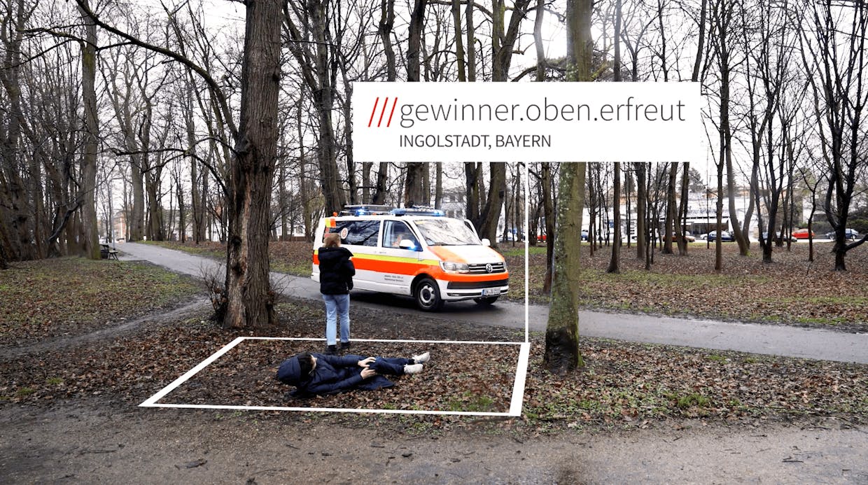 Ambulance at ///gewinner.oben.erfreut