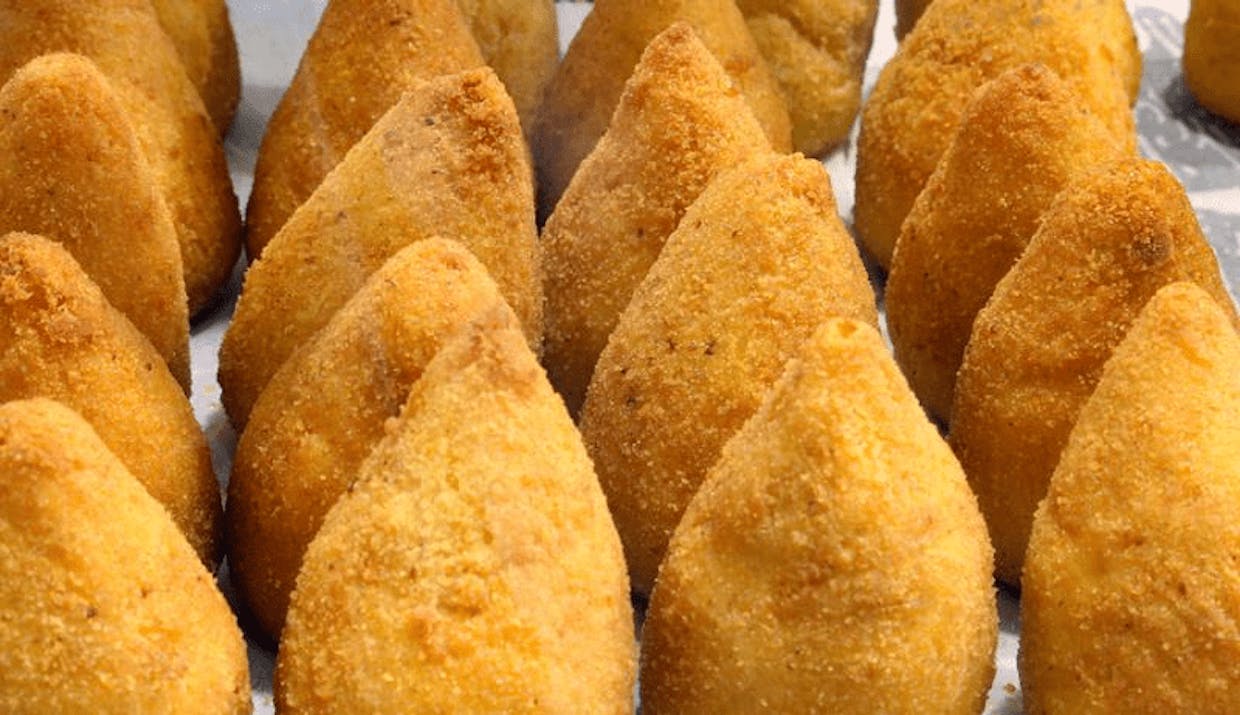 These fried rice balls speak Sicilian! Ciau! Piaciri di canuscìriti!