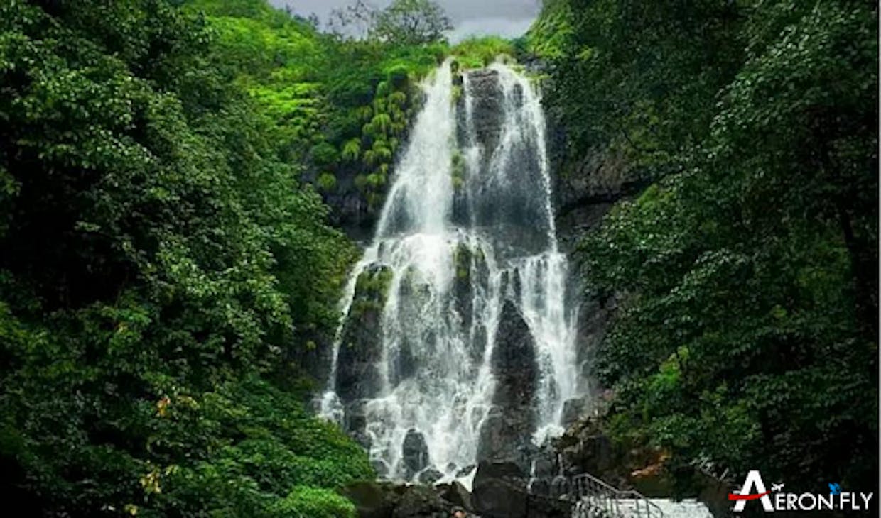 Which is the best place to visit in Maharashtra, and how to reach there?