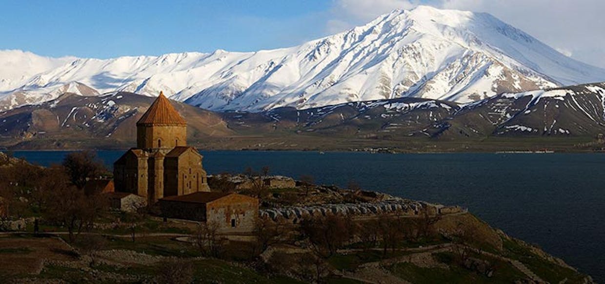 کلیسای-صلیب-مقدس