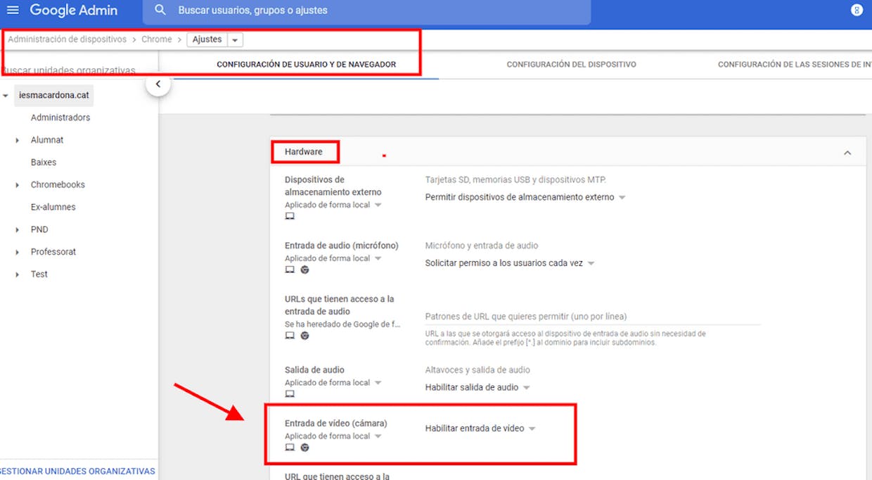 ¿En que parte de la consola puedo activar la cámara de los alumnos?